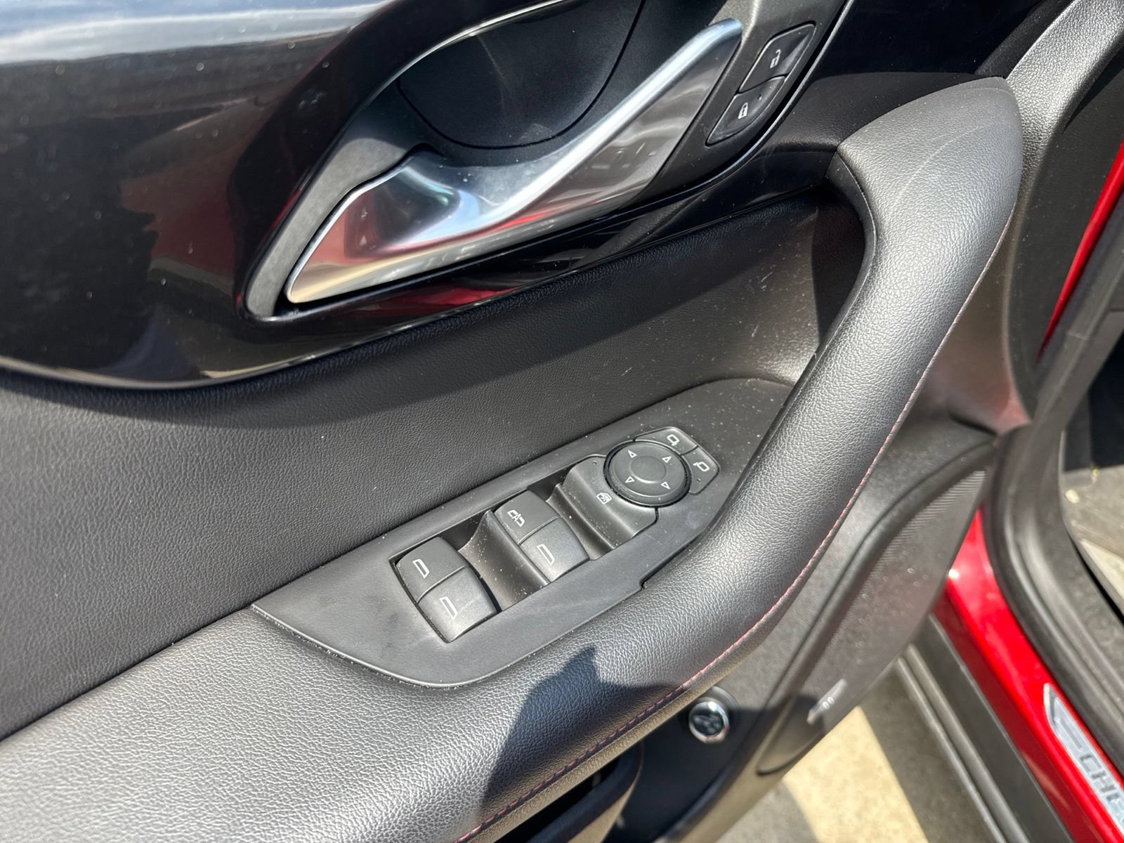 Used 2023 Chevrolet Blazer RS w/ LPO, Floor Liner Package FWD image 16