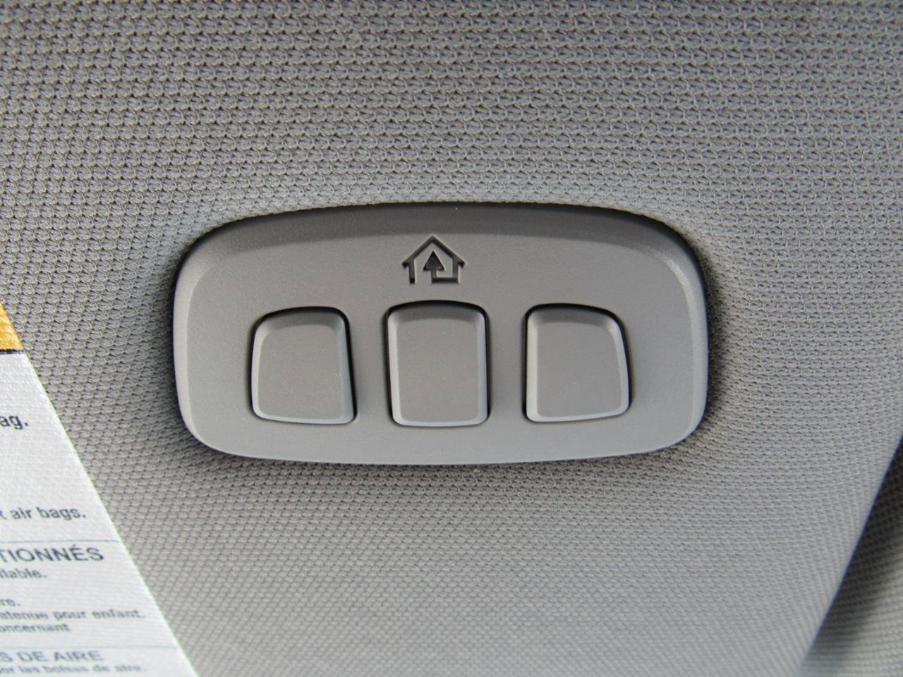 Used 2022 Ford Explorer Limited w/ Equipment Group 301A image 25