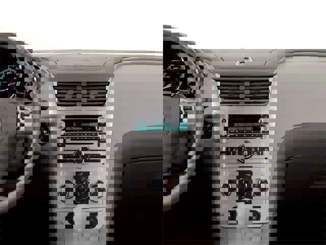 Used 2010 Chevrolet Malibu LTZ w/ HFV6 Engine Package image 12