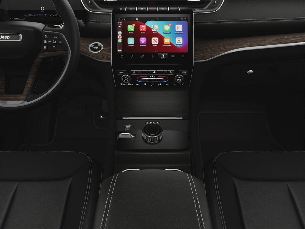 New 2025 Jeep Grand Cherokee L Limited image 26