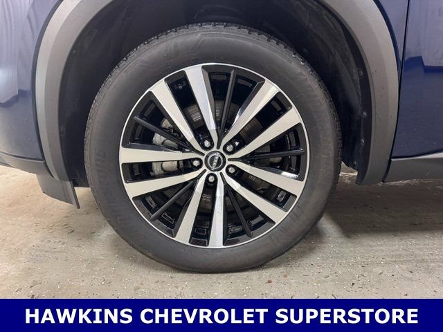 Used 2023 Nissan Pathfinder Platinum w/ Cargo Package image 43