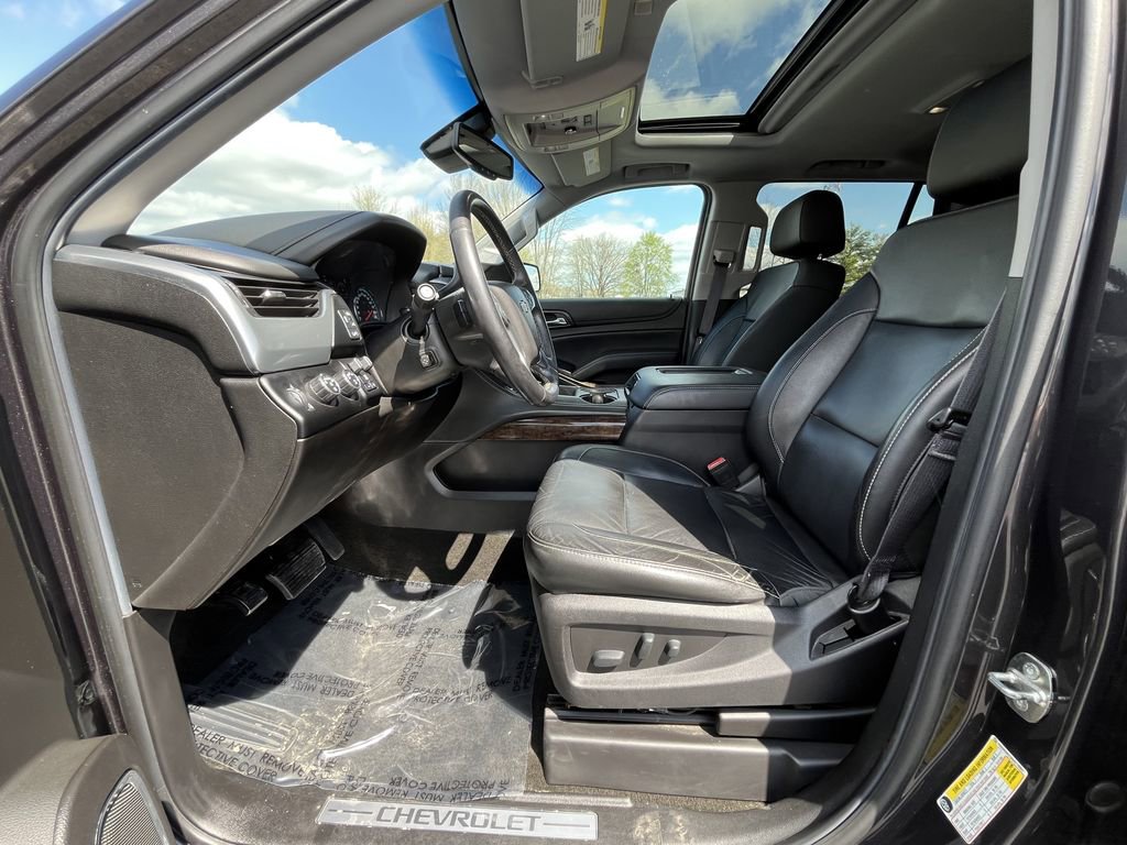 Used 2017 Chevrolet Tahoe LT w/ Luxury Package image 10