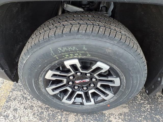 New 2026 GMC Sierra EV Elevation image 13