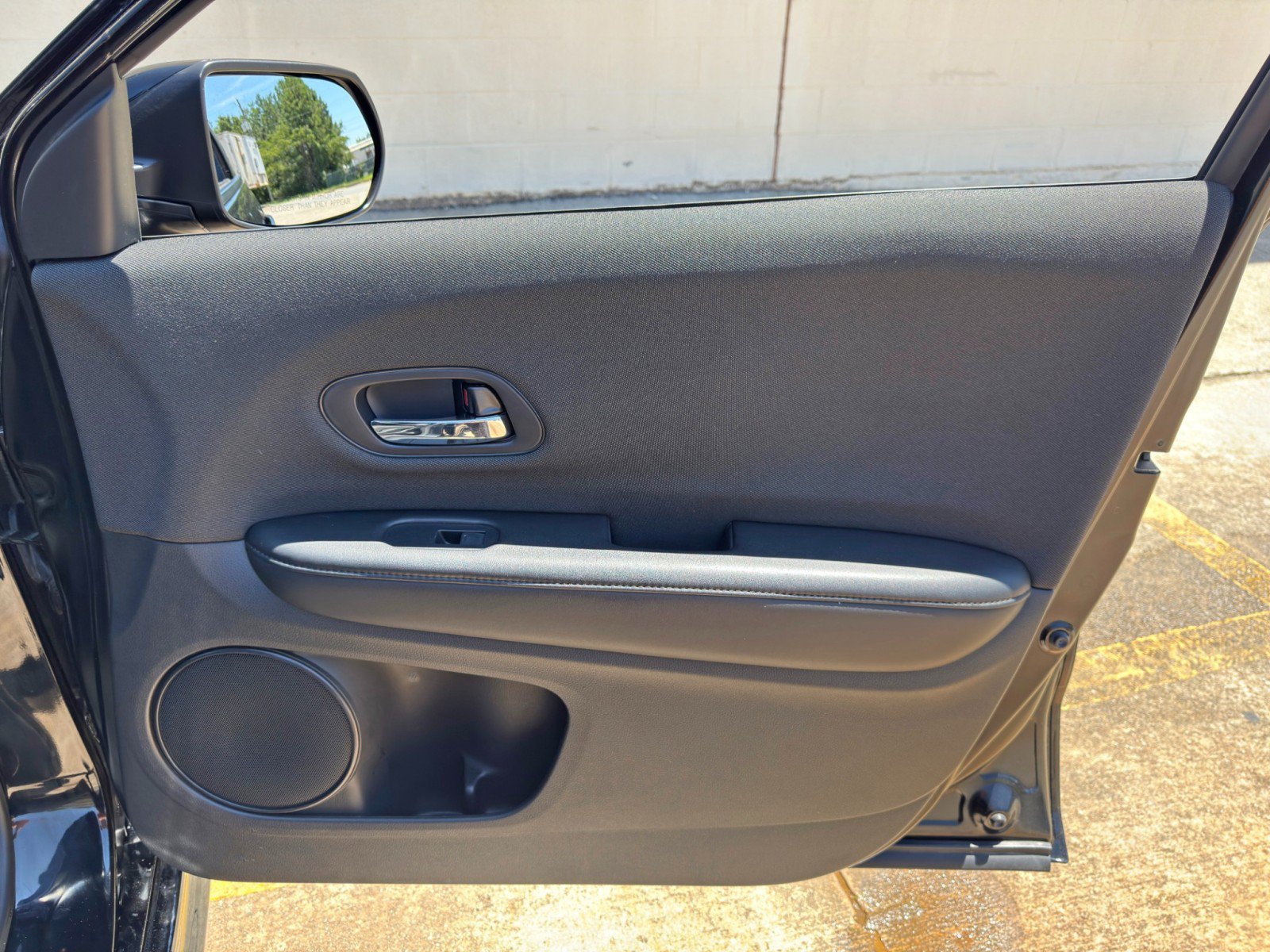 Used 2022 Honda HR-V Sport image 35