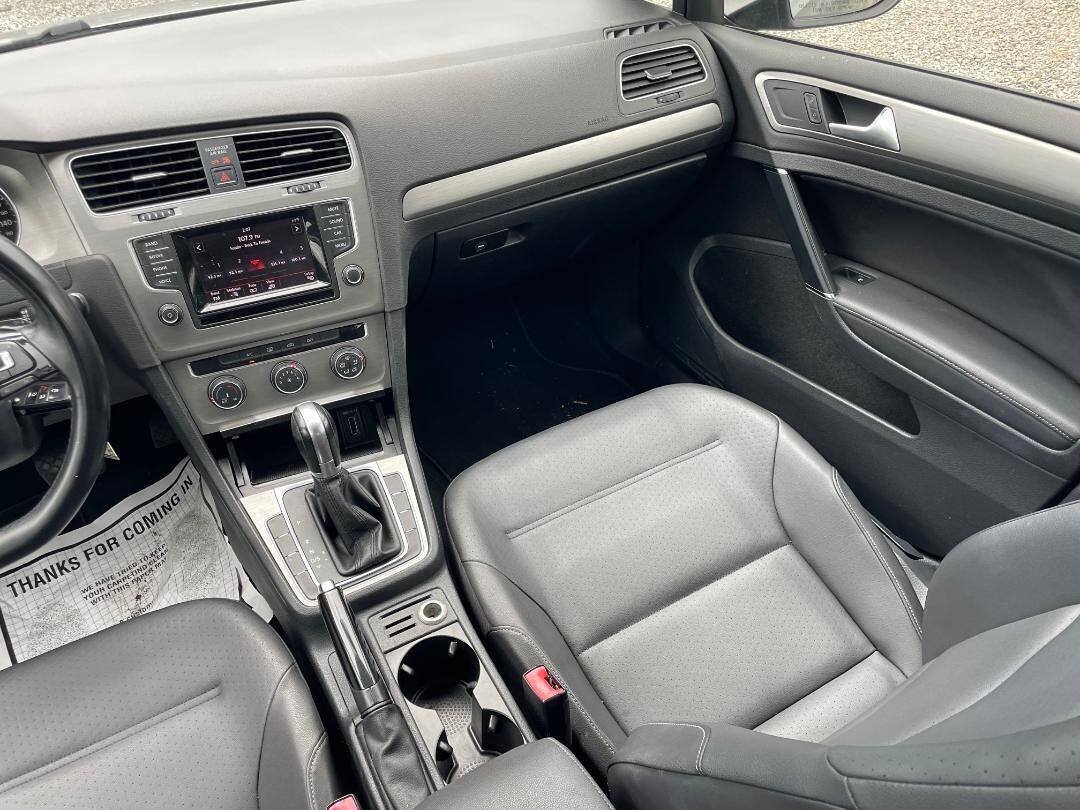 Used 2015 Volkswagen Golf S FWD image 15