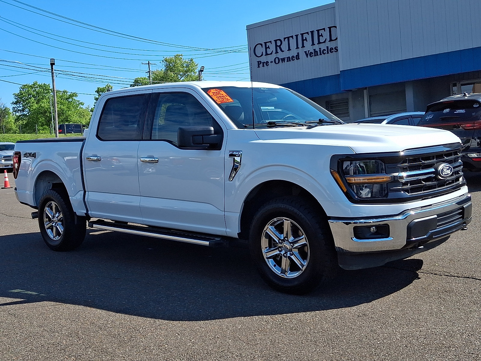 Used 2025 Ford F150 XLT w/ Equipment Group 301A Standard AWD/4WD image 3