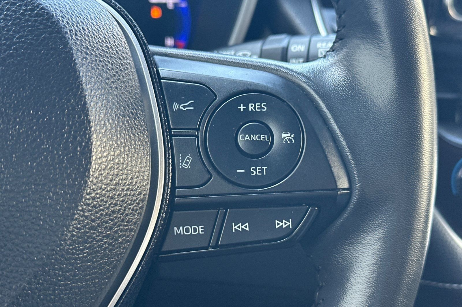 Certified 2019 Toyota Corolla XSE FWD image 39