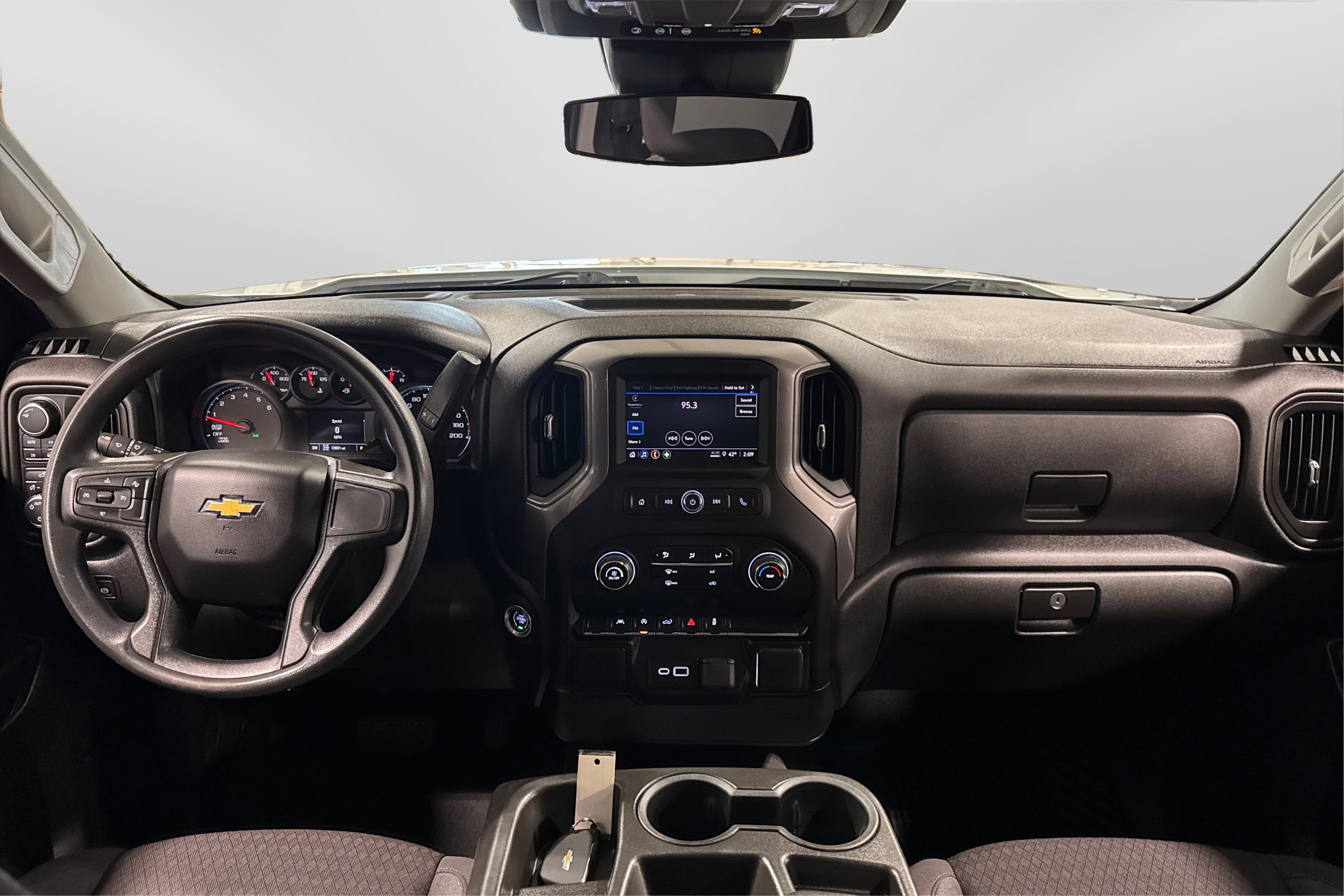 Used 2023 Chevrolet Silverado 1500 Custom image 21