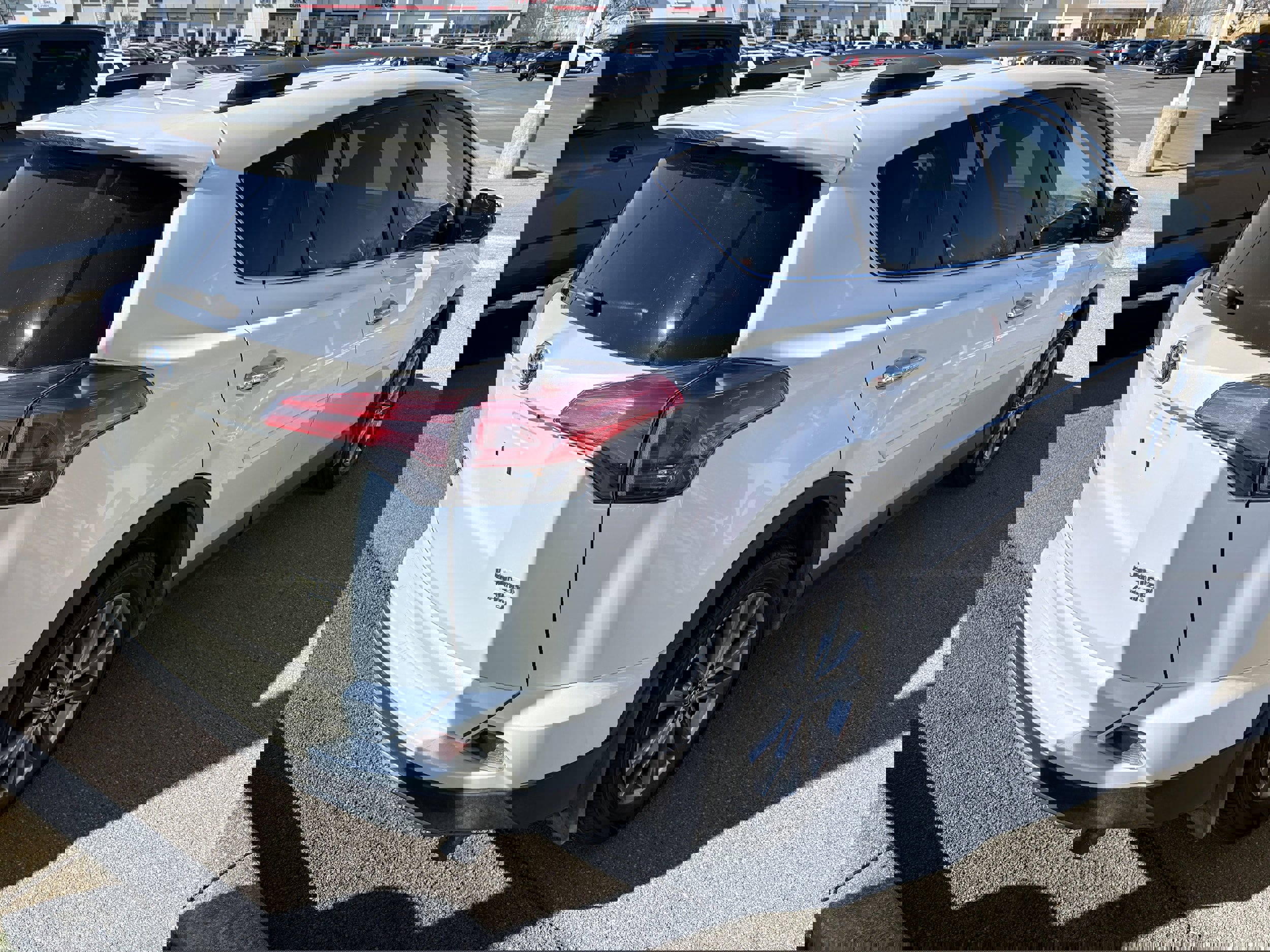 Used 2018 Toyota RAV4 Limited w/ All Weather Liner Package image 6