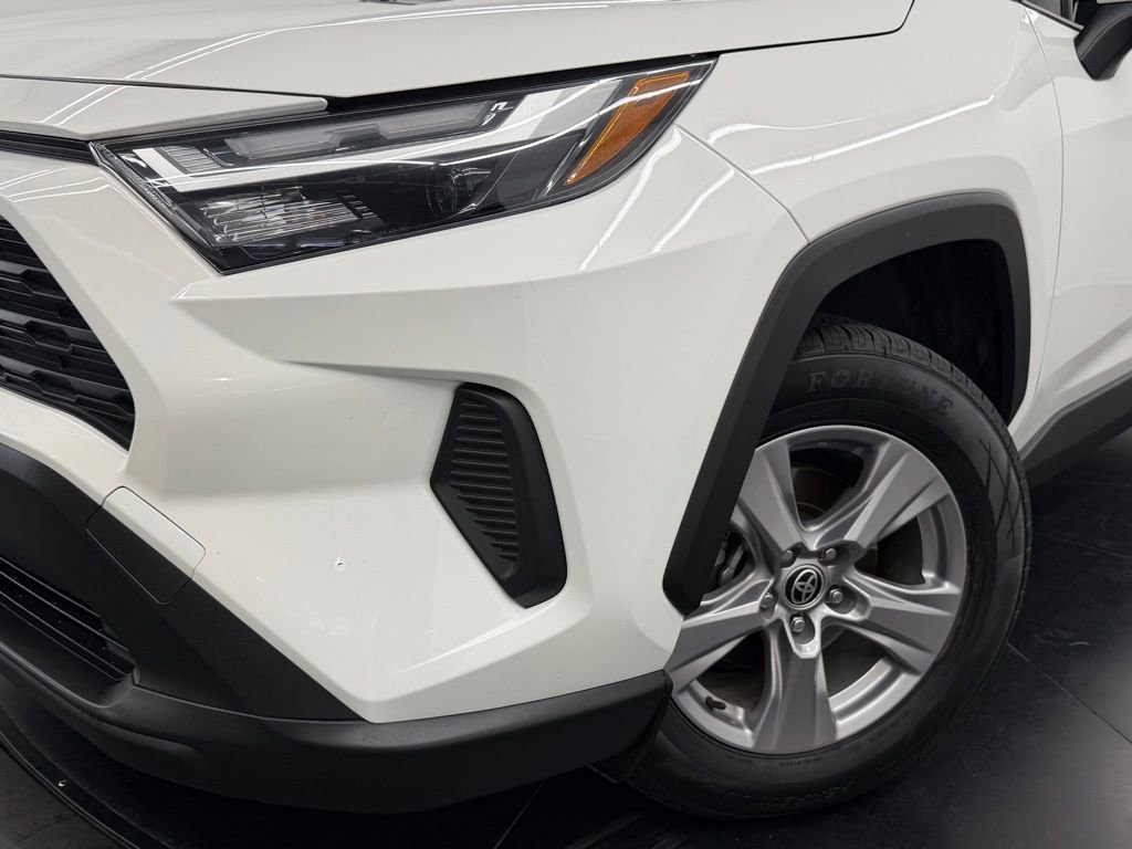 Certified 2025 Toyota RAV4 XLE w/ Convenience Package image 4