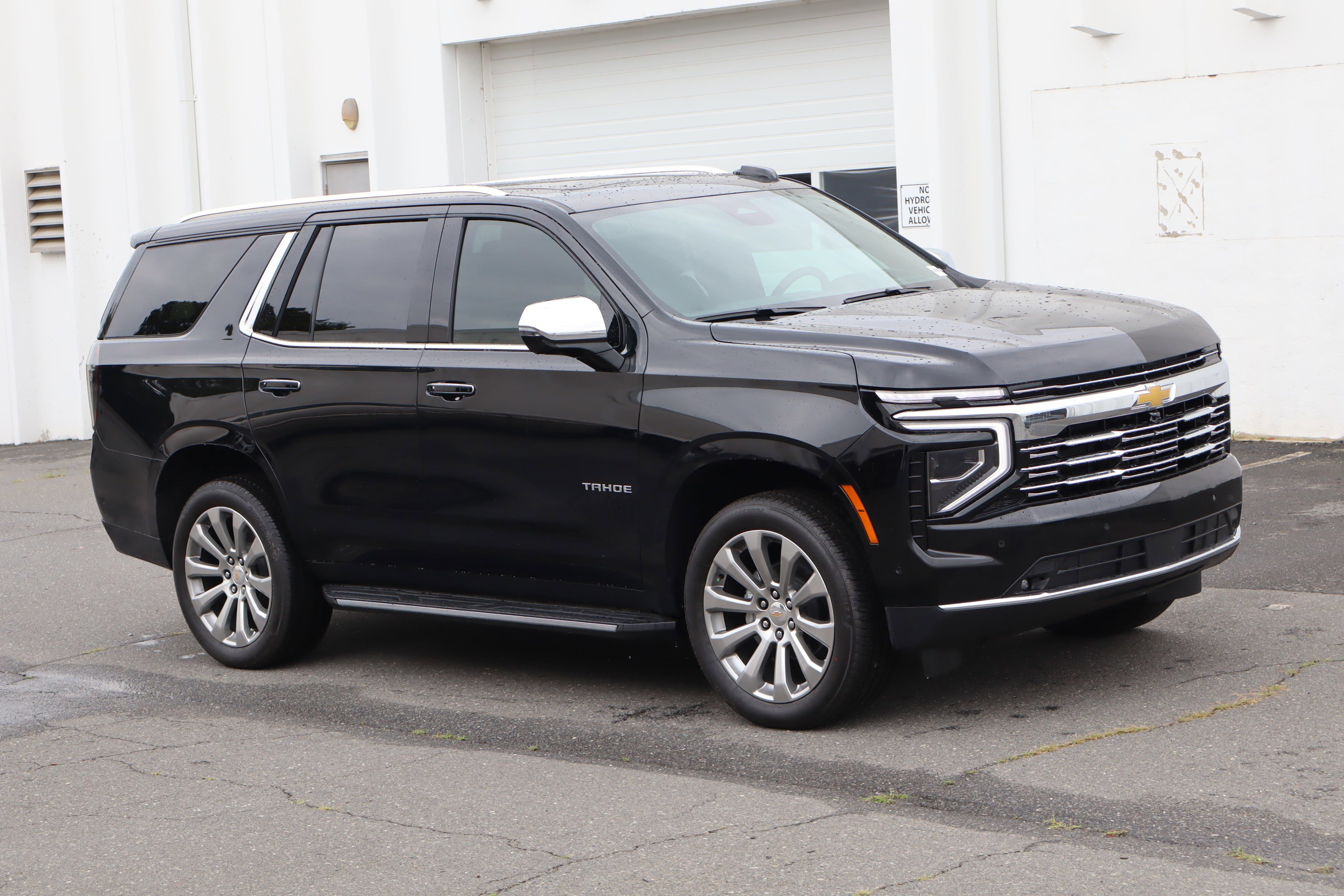 New 2026 Chevrolet Tahoe Premier AWD/4WD image 2
