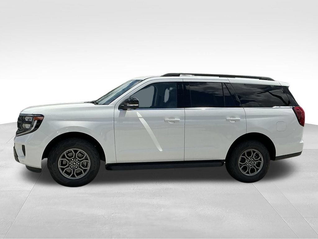 New 2026 Ford Expedition Active RWD image 3