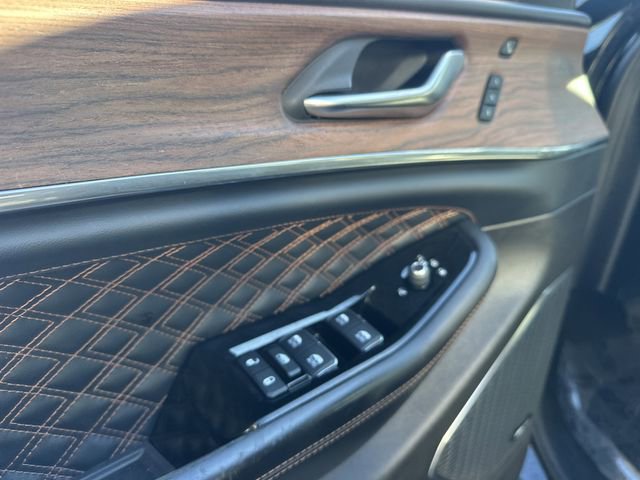 Used 2022 Jeep Grand Cherokee L Summit w/ Luxury Tech Group V image 41