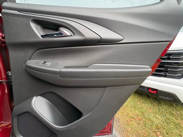 Used 2025 Chevrolet TrailBlazer LS w/ LS Convenience Package image 37