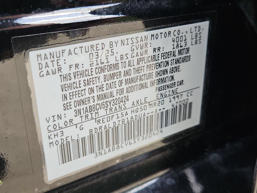 Used 2025 Nissan Sentra SV FWD image 36