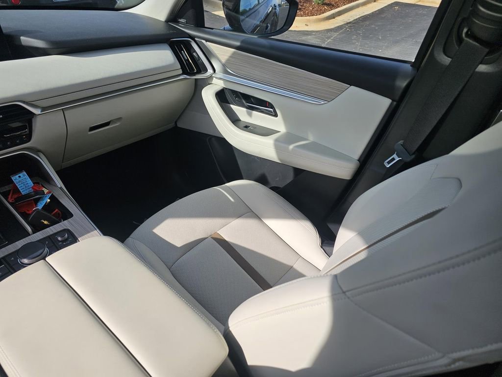 Used 2024 MAZDA CX-90 Plug-In Hybrid w/ Premium Plus image 28