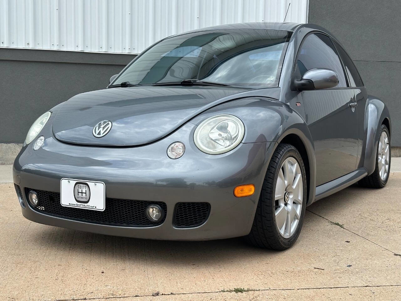 Used 2002 Volkswagen Beetle S image 1