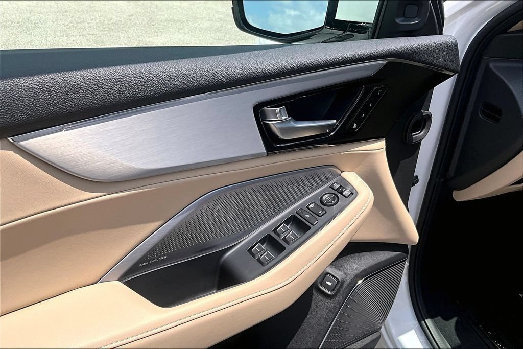 New 2026 Acura MDX w/ Technology Package FWD image 17
