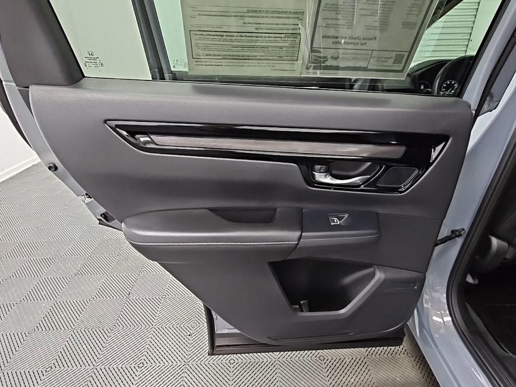 Used 2023 Honda CR-V EX-L image 32
