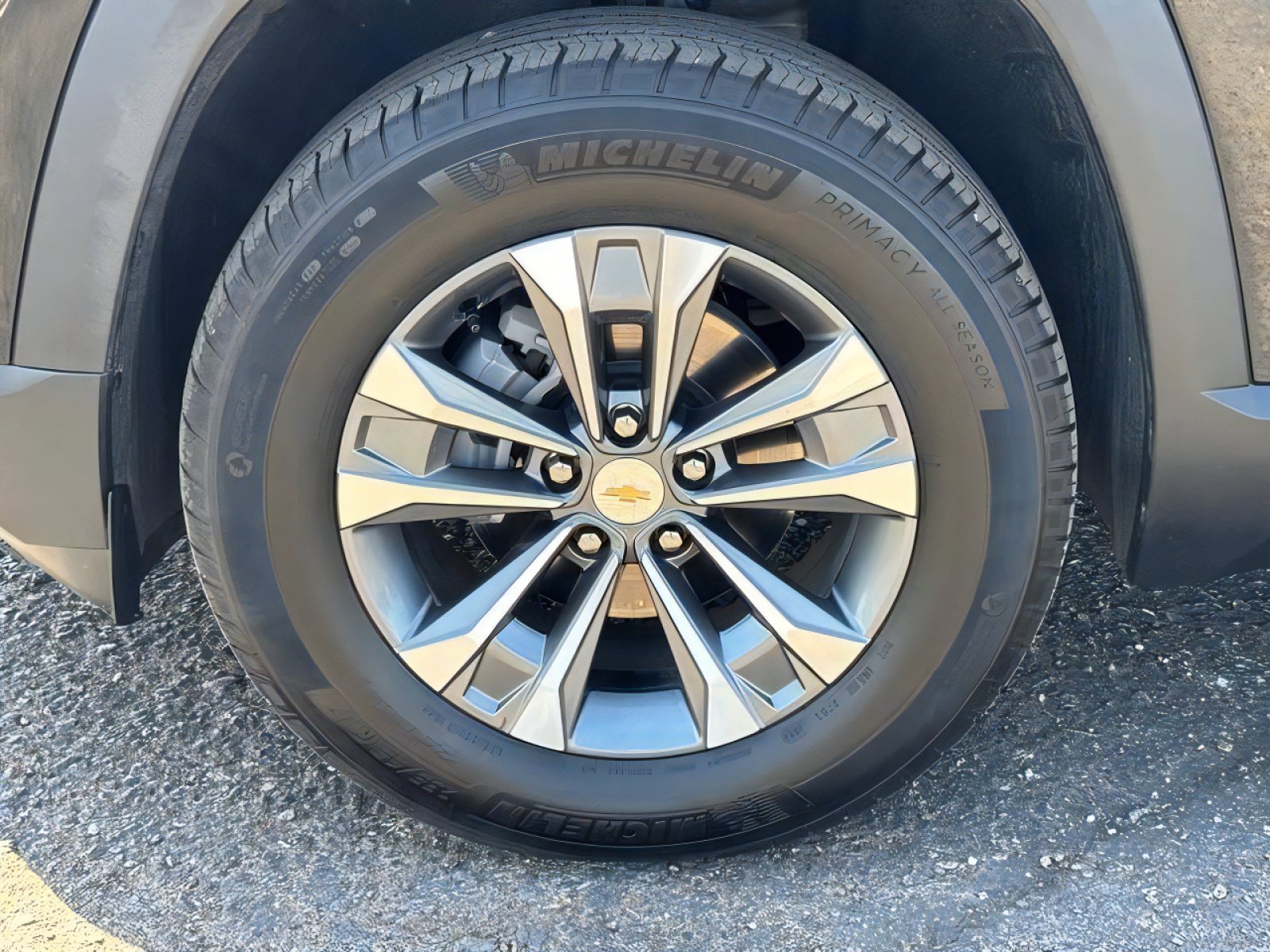 Used 2026 Chevrolet Equinox LT AWD/4WD image 10