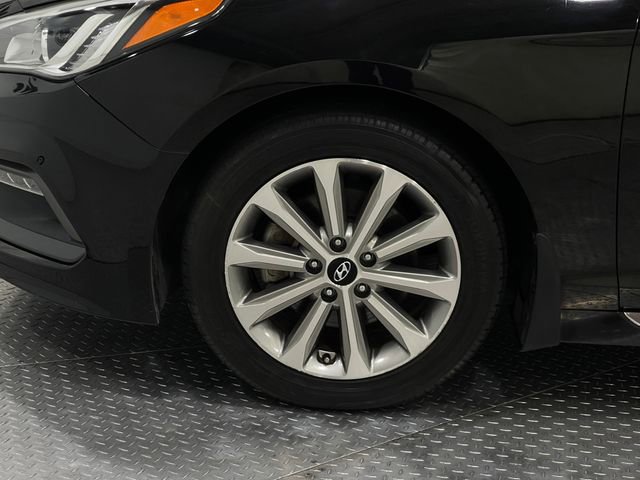 Used 2017 Hyundai Sonata Limited w/ Tech Package 03 image 35