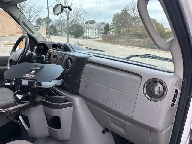 Used 2012 Ford E-250 and Econoline 250 w/ PWR Group image 13