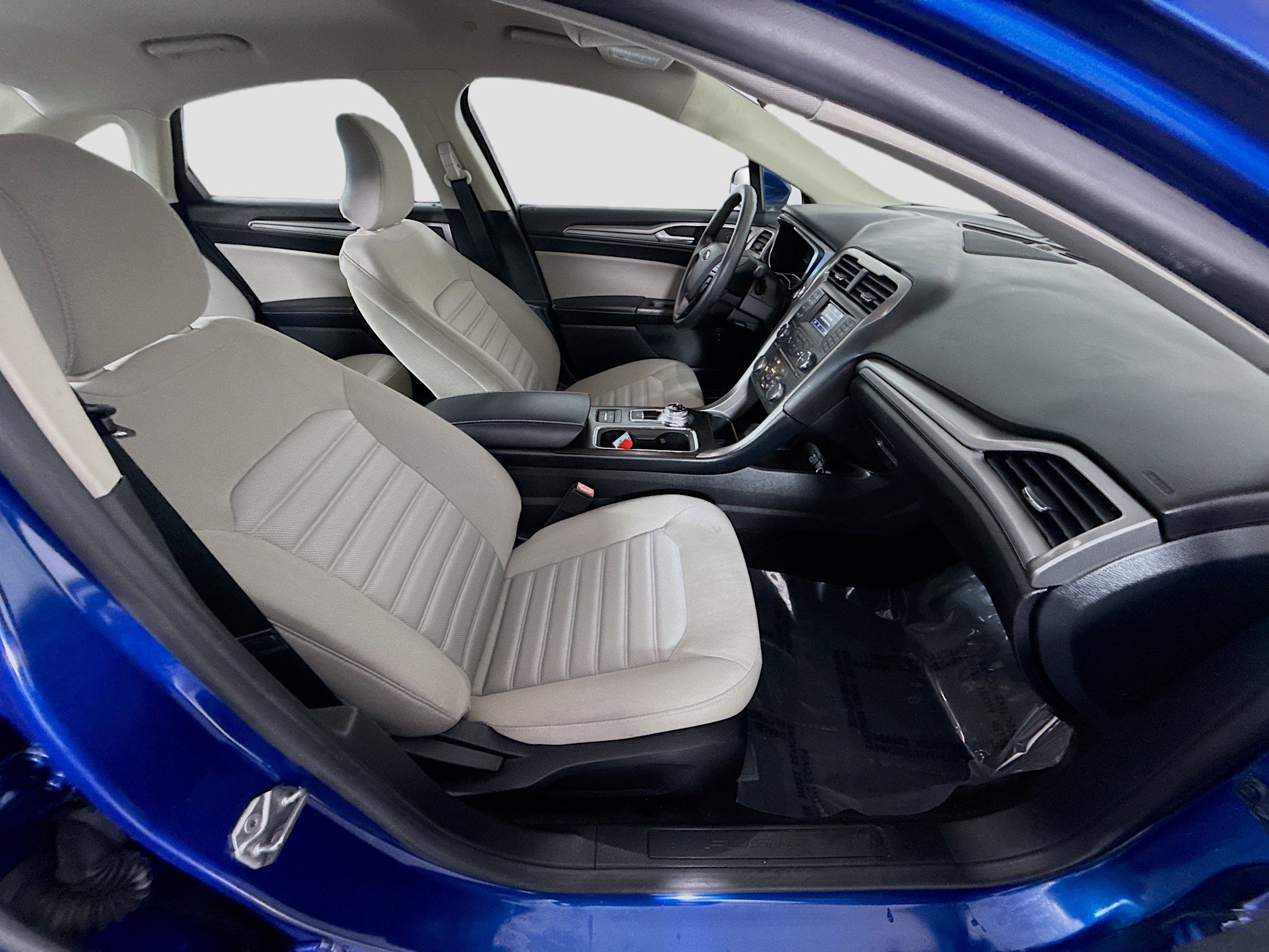 Used 2018 Ford Fusion S image 29