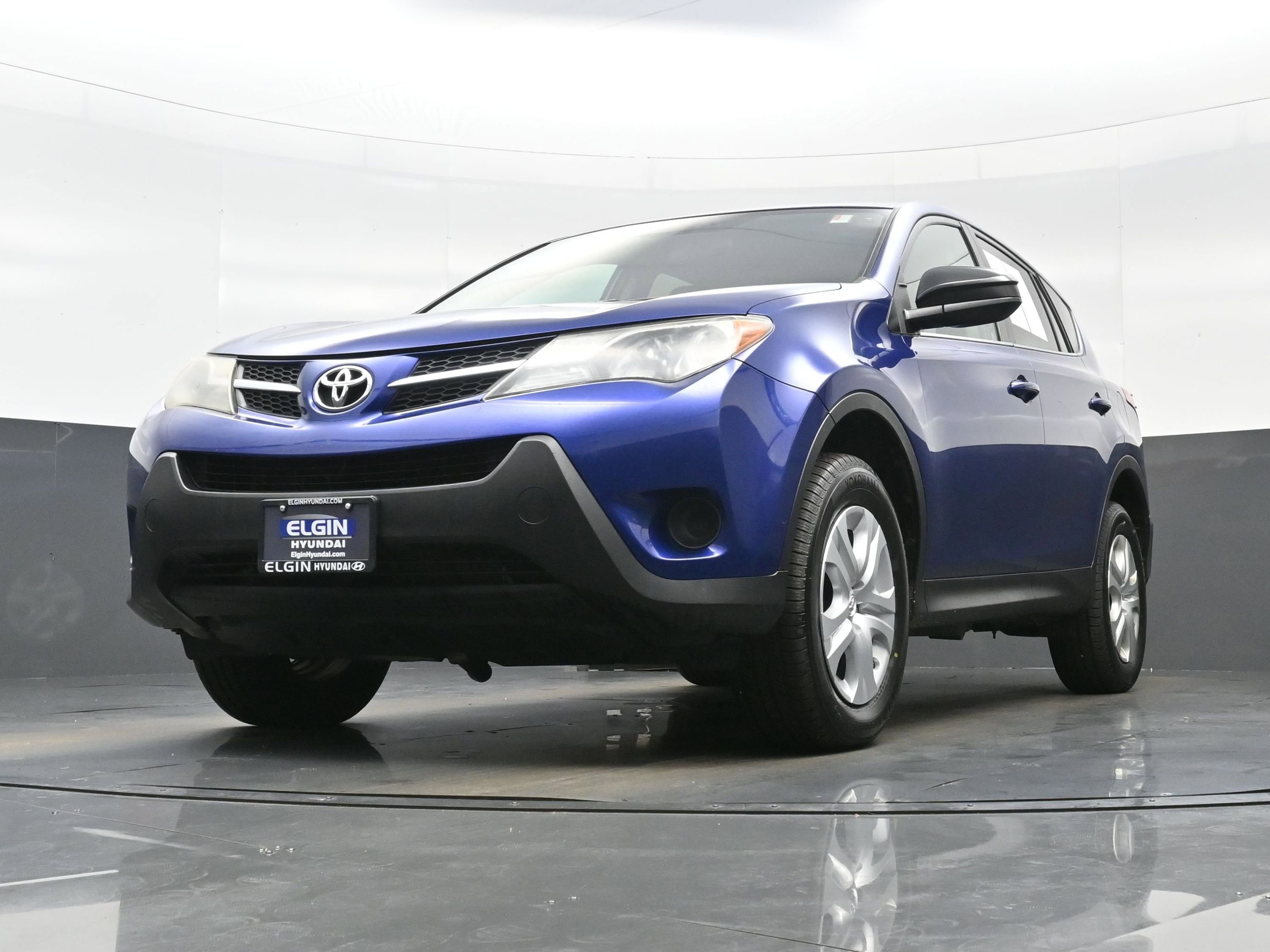 Used 2015 Toyota RAV4 LE AWD/4WD image 23
