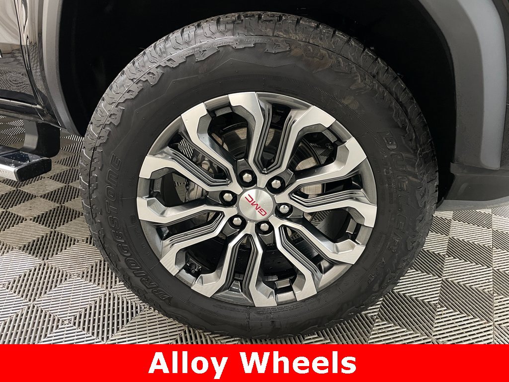 Used 2025 GMC Canyon Denali image 53