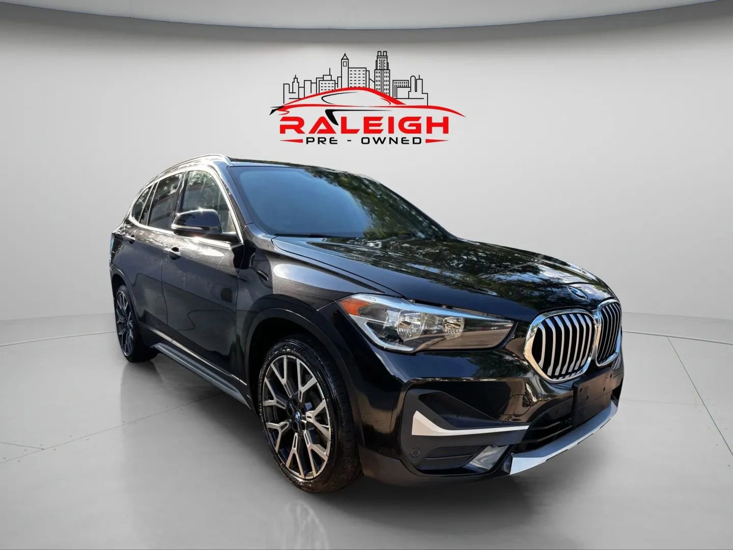 Used 2021 BMW X1 xDrive28i w/ Convenience Package AWD/4WD image 7
