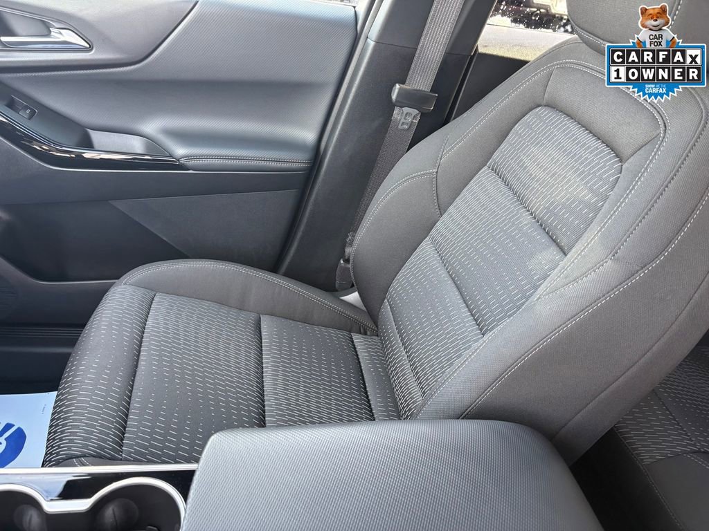 Used 2025 Chevrolet Equinox LT image 28
