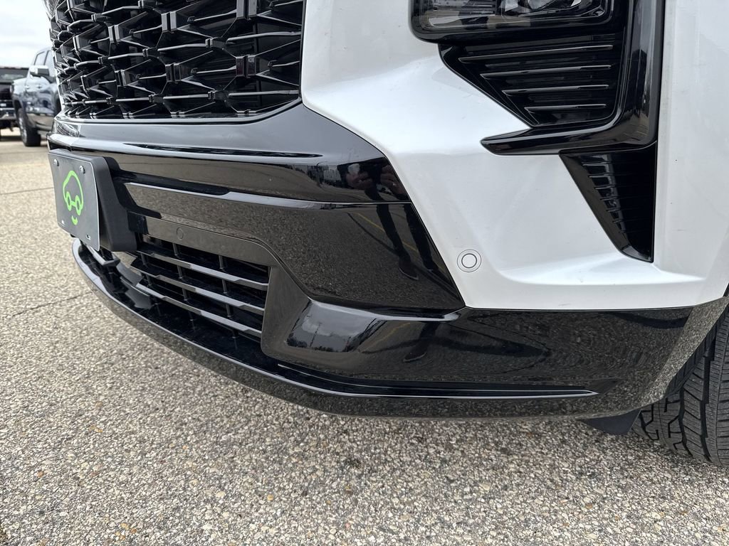 Certified 2025 Chevrolet Traverse RS w/ LPO, Floor Liner Package image 4