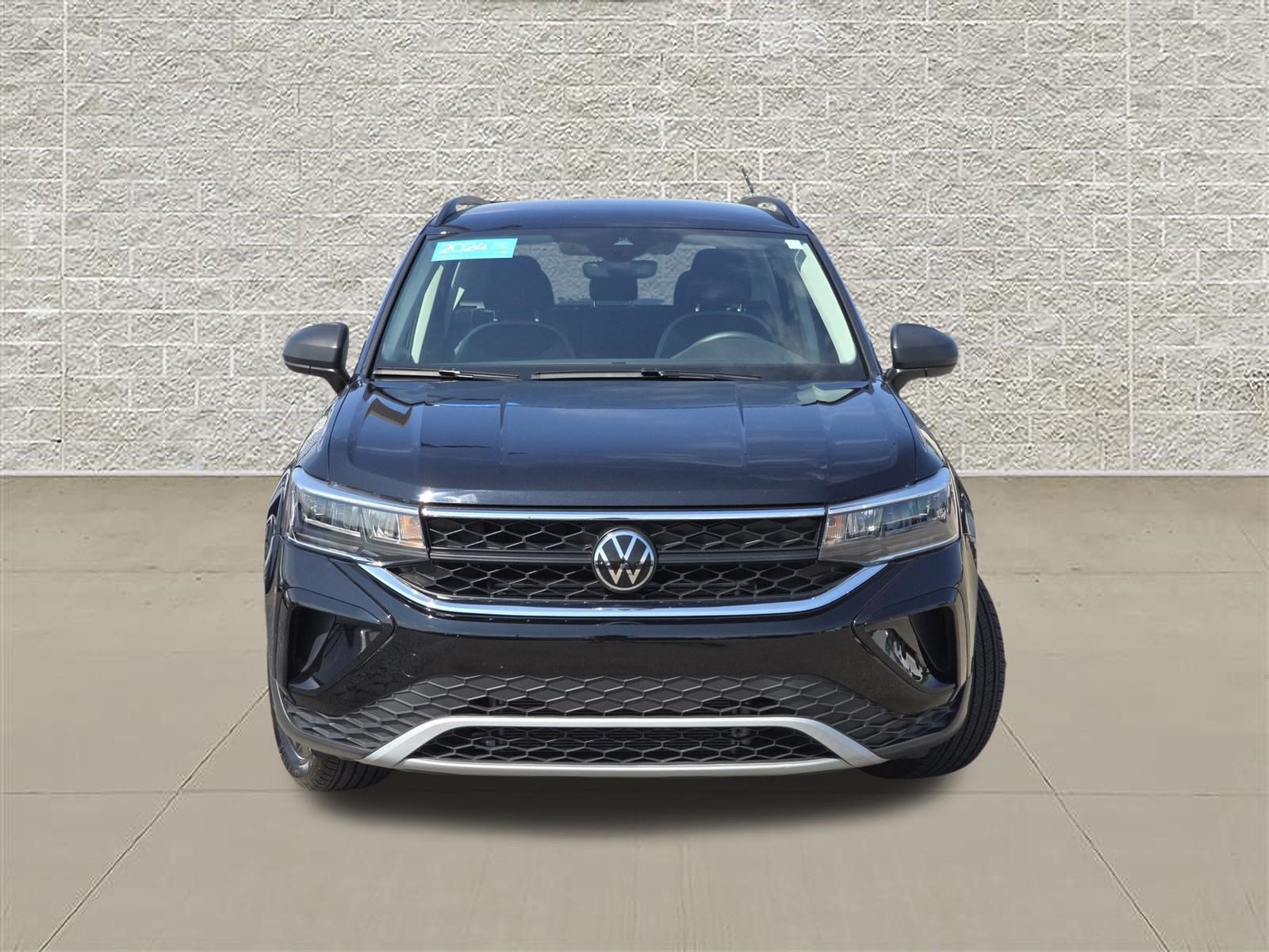 Certified 2024 Volkswagen Taos S FWD image 2
