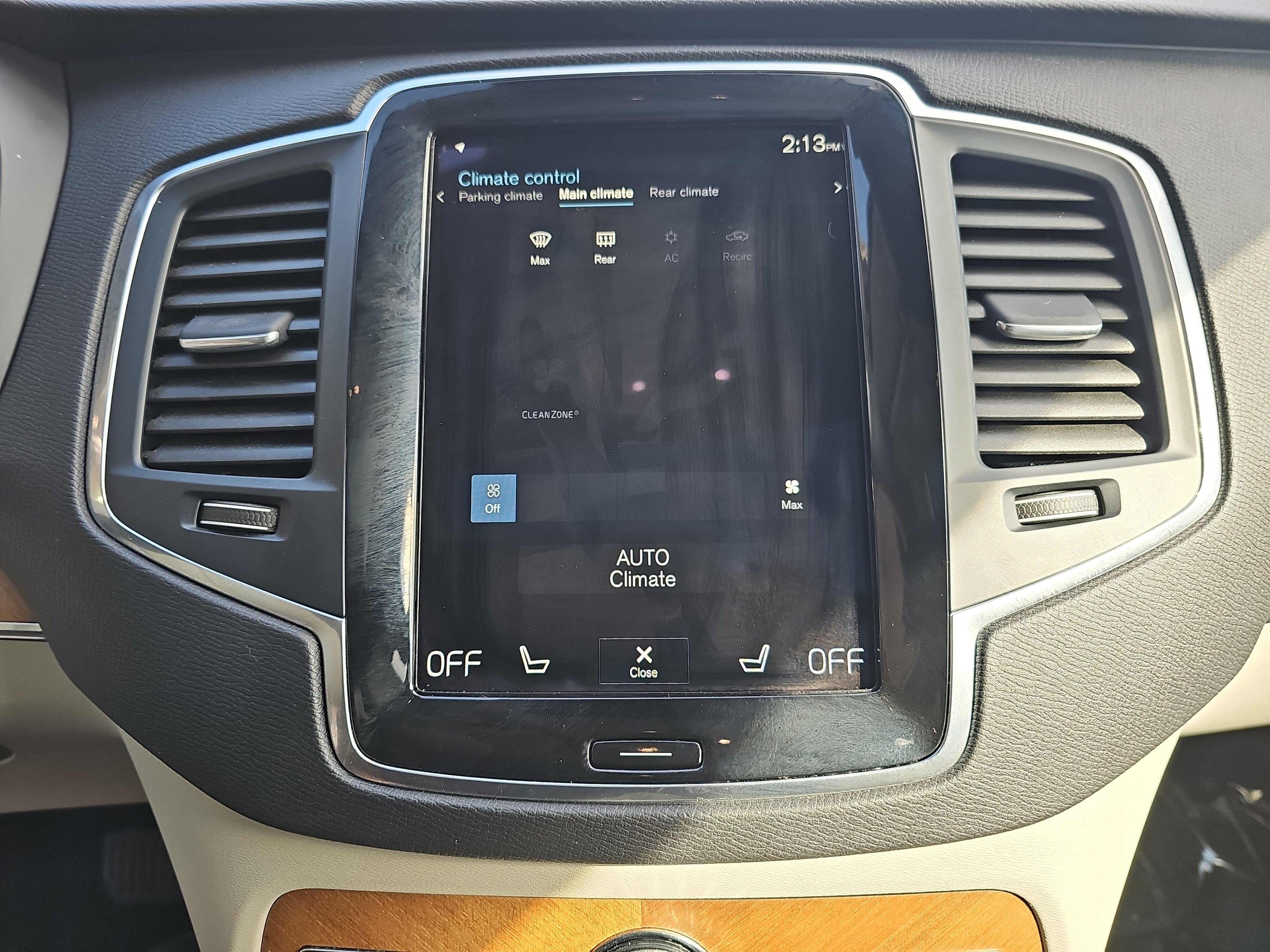 Used 2022 Volvo XC90 T6 Momentum w/ Climate Package image 21