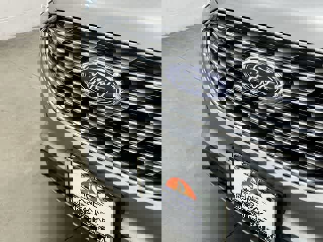 Used 2022 Ford Edge SEL w/ Convenience Package image 30