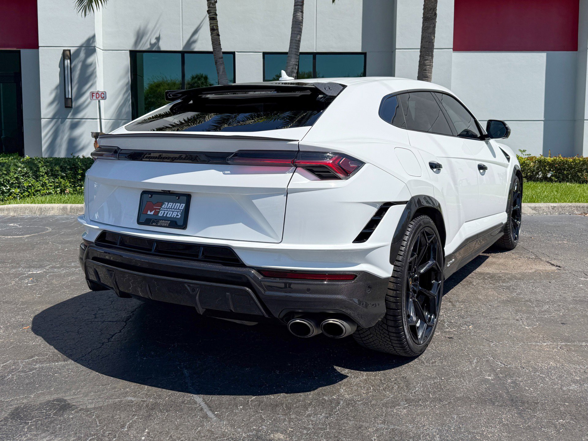 Used 2023 Lamborghini Urus Performante image 10