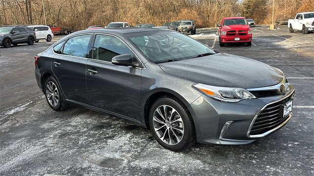 Used 2017 Toyota Avalon XLE Premium image 27