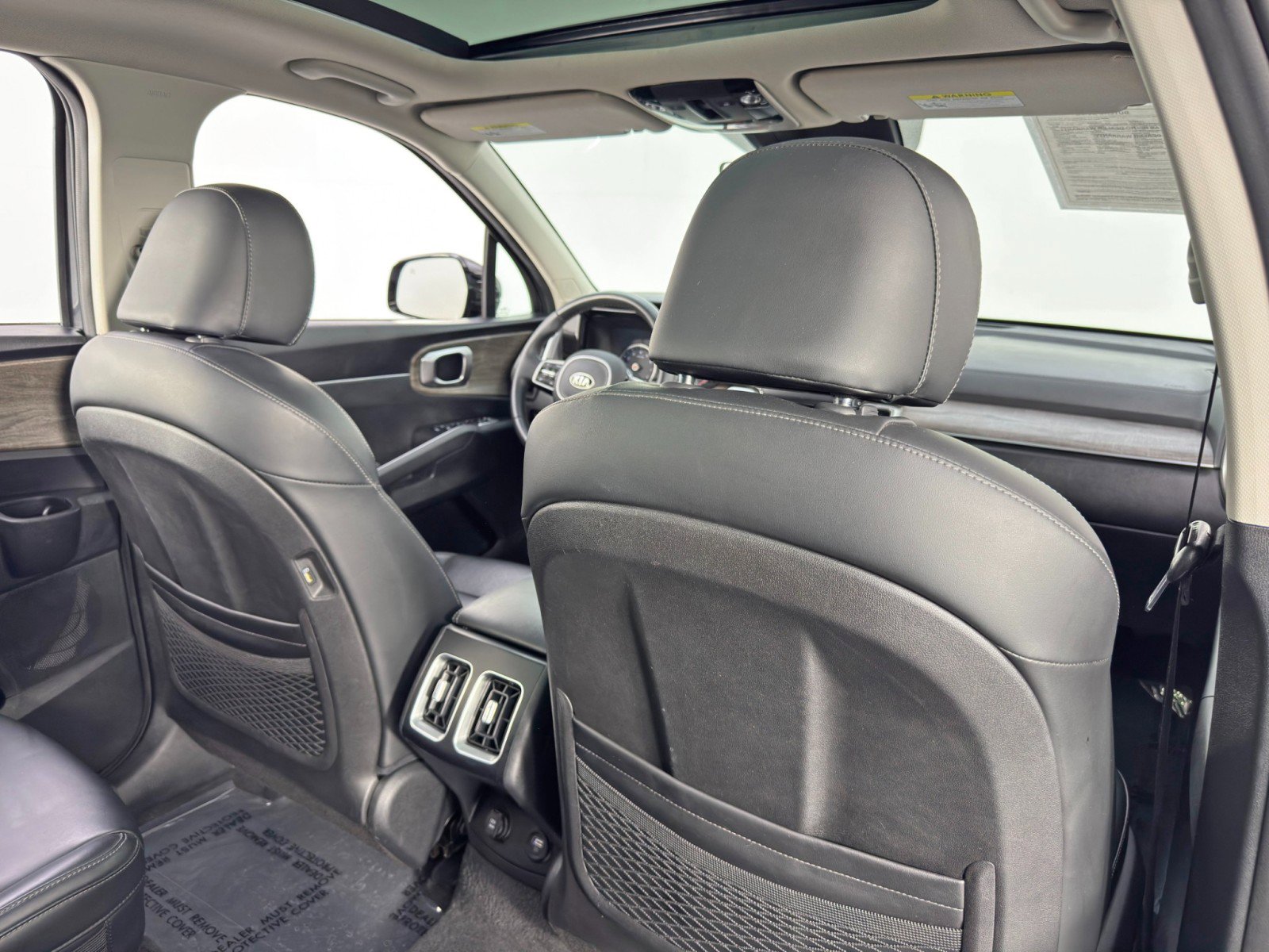 Used 2021 Kia Sorento EX w/ Panoramic Sunroof Package image 34