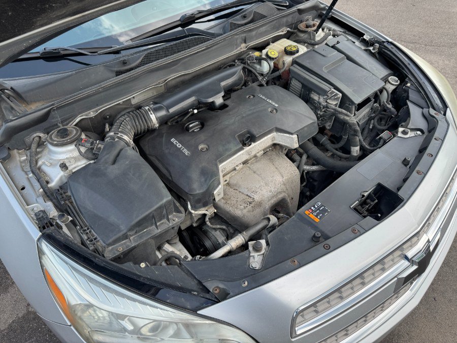 Used 2013 Chevrolet Malibu LTZ FWD image 24