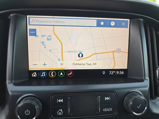 Used 2021 Chevrolet Colorado Z71 w/ Safety Package AWD/4WD image 22