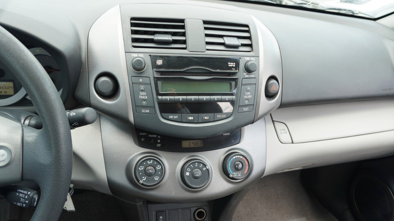 Used 2010 Toyota RAV4 2WD image 16