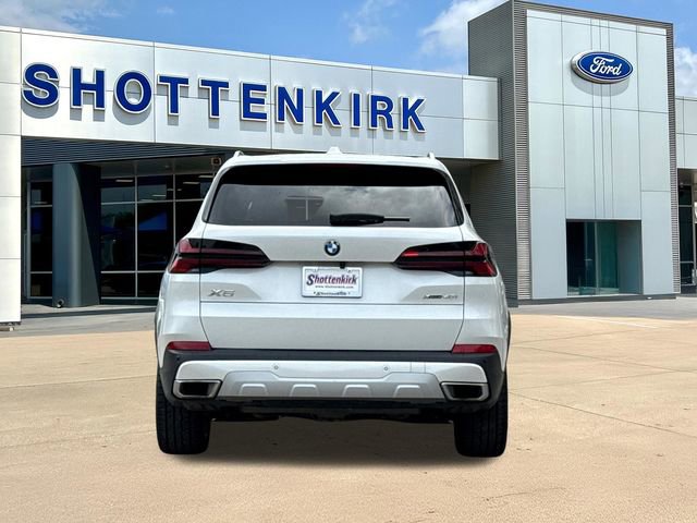 Used 2024 BMW X5 xDrive40i w/ Premium Package AWD/4WD image 7