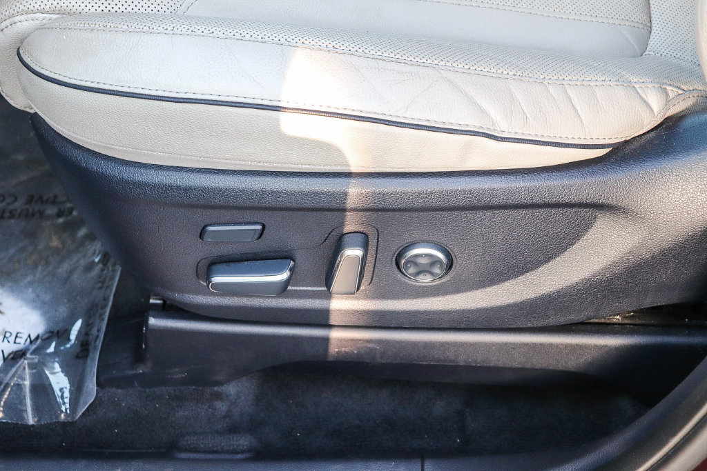 Used 2023 Hyundai Palisade Limited AWD/4WD image 26