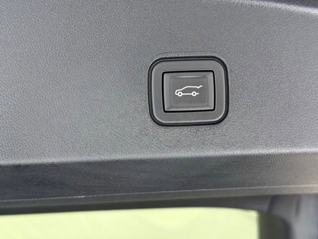 Used 2024 Cadillac Lyriq Sport AWD/4WD image 5