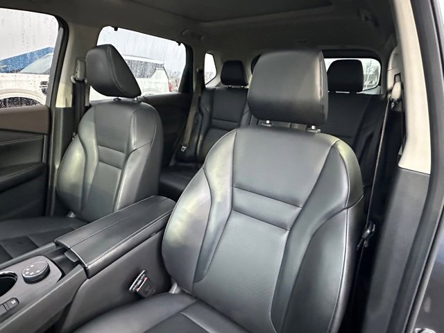 Certified 2022 Nissan Rogue SV w/ SV Premium Package image 27