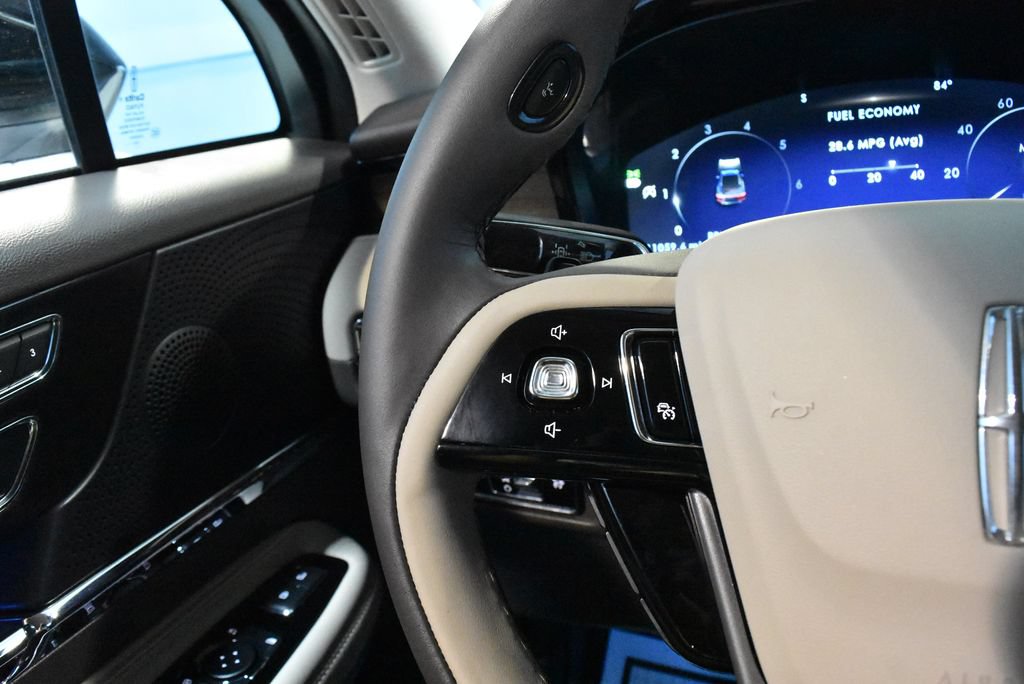 Used 2024 Lincoln Corsair Reserve AWD/4WD image 10