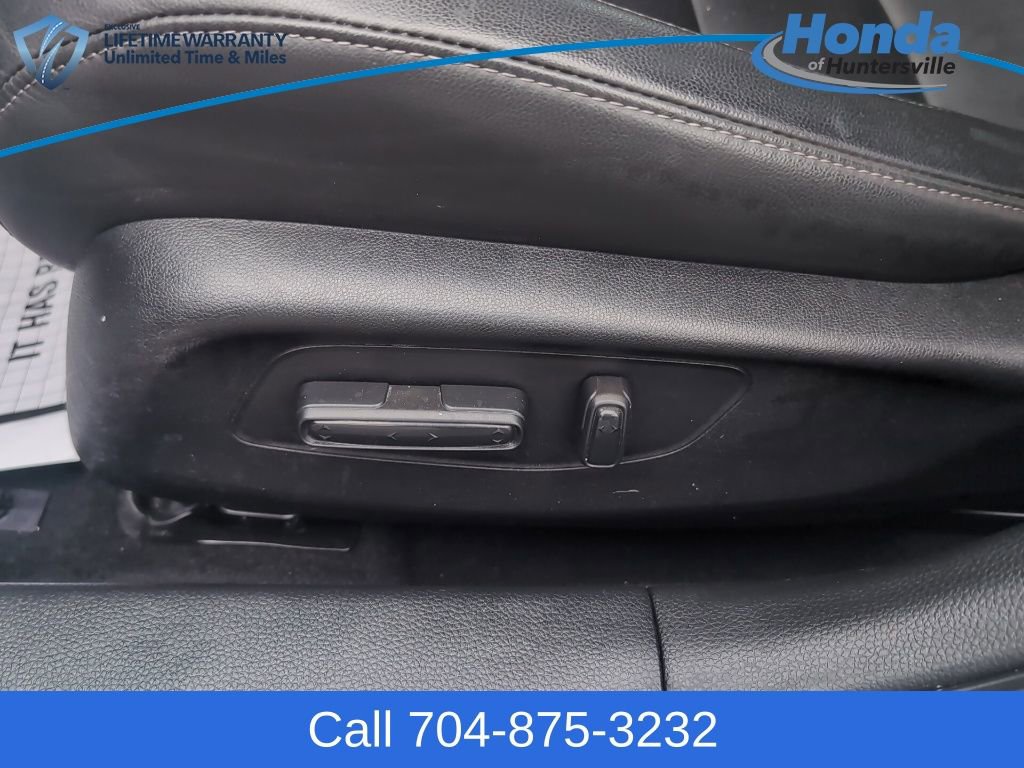 Used 2023 Honda Civic Touring image 22