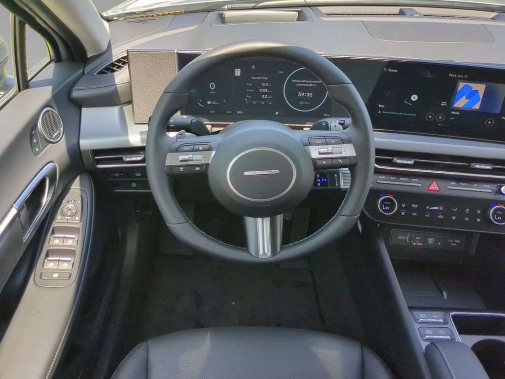 New 2025 Hyundai Sonata Limited image 16