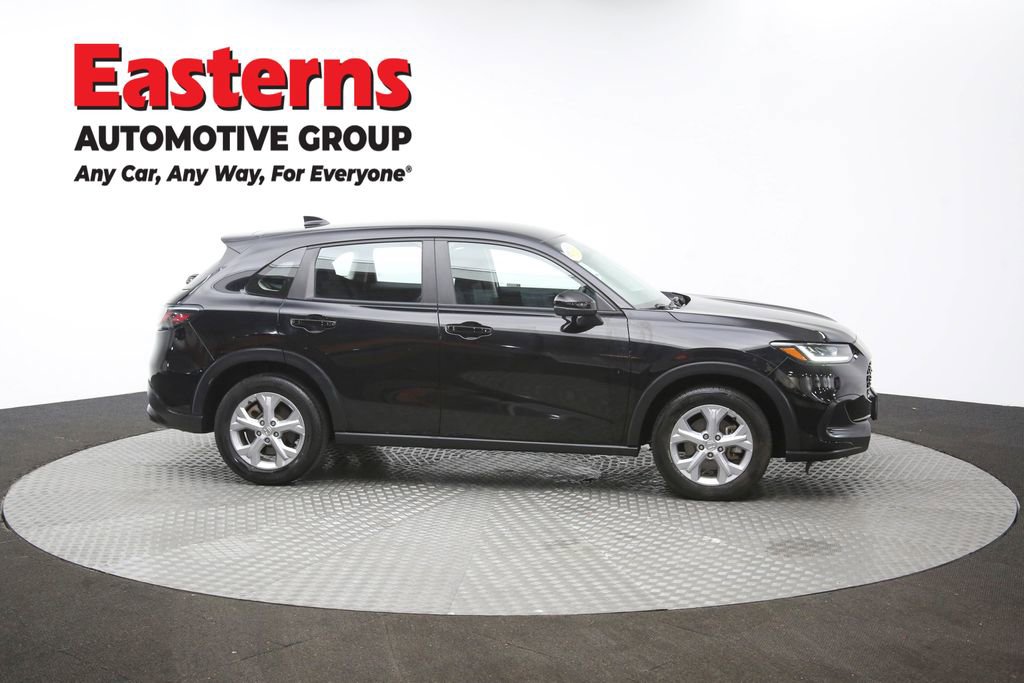 Used 2023 Honda HR-V LX image 45