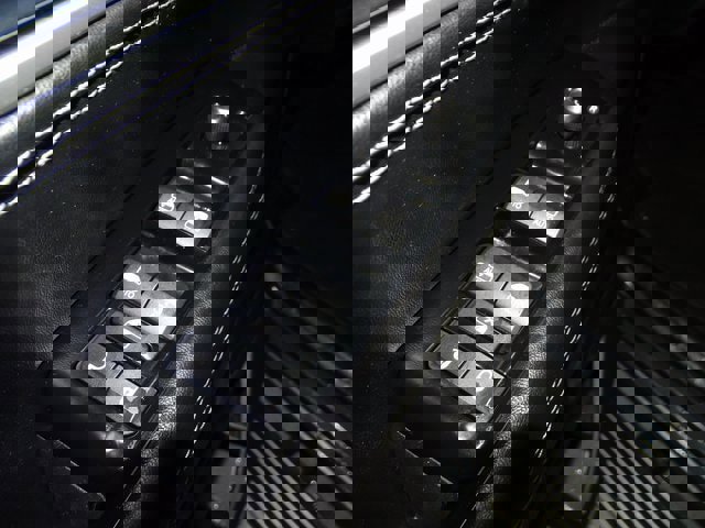 Used 2022 Jeep Wagoneer Series III w/ Premium Group I image 10